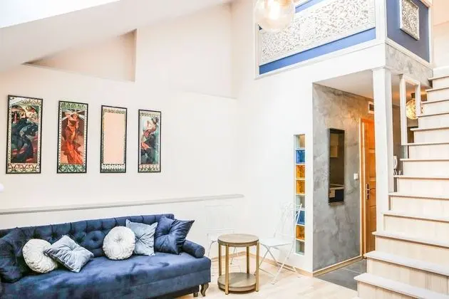 Comfort Apart Daire, Asma Kat (Silver Moon)