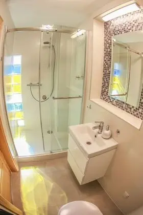 Comfort Apart Daire, Asma Kat (Silver Moon)