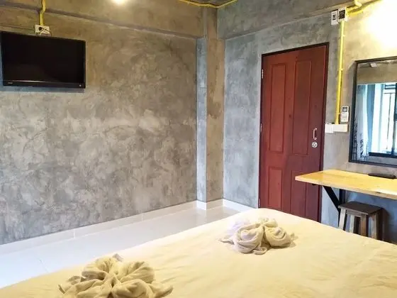 Standard Tek Büyük Yataklı Oda