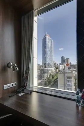 Superior Sky Twin Room, City view