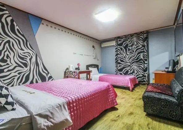 İki Ayrı Yataklı Oda