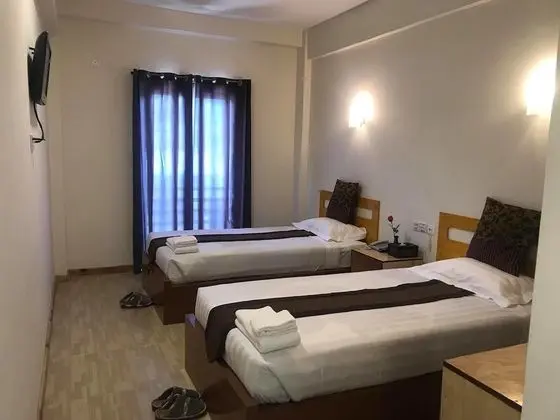 Superior Tek Büyük veya İki Ayrı Yataklı Oda