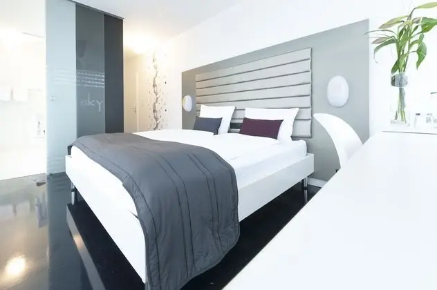 Business Tek Büyük Yataklı Oda