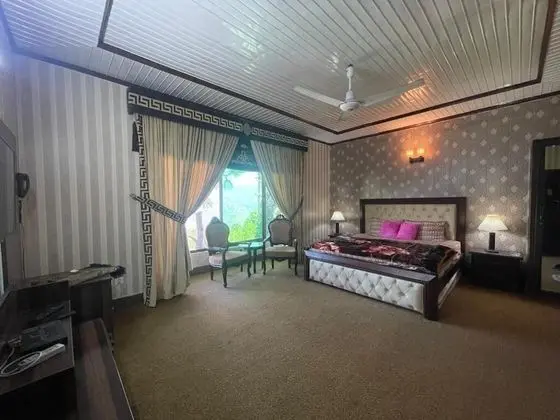 Deluxe Tek Büyük Yataklı Oda