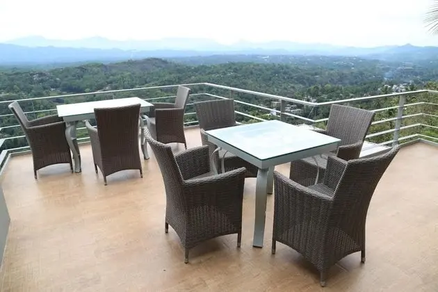 Family Room with Mountain View
