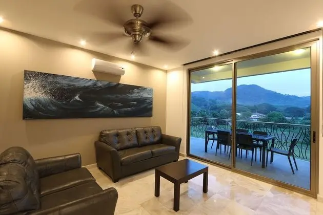 Atlantic Ocean Penthouse, 3 Bedrooms, 3 Bathrooms, Kitchen & 1 plunge pool