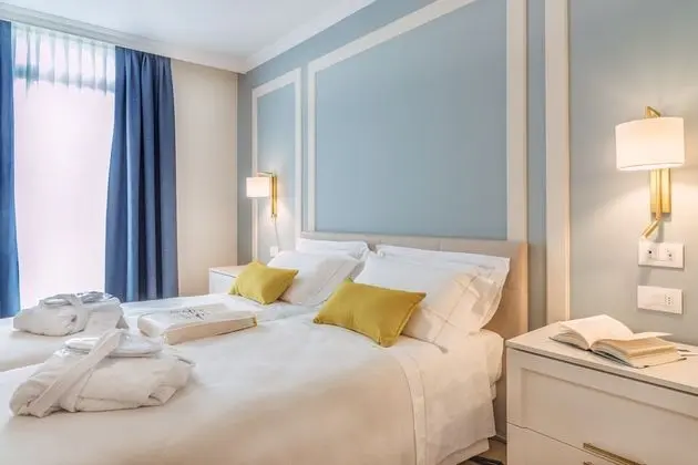 Büyük Yataklı Tek Kişilik Oda, Balkon