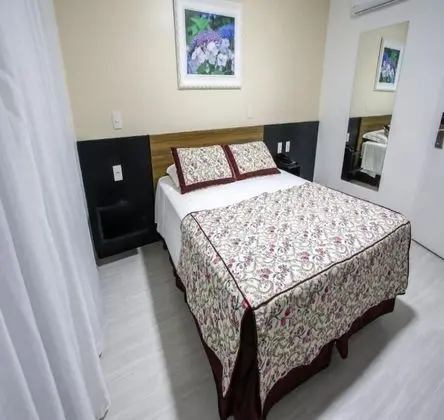Luxury Tek Büyük Yataklı Oda