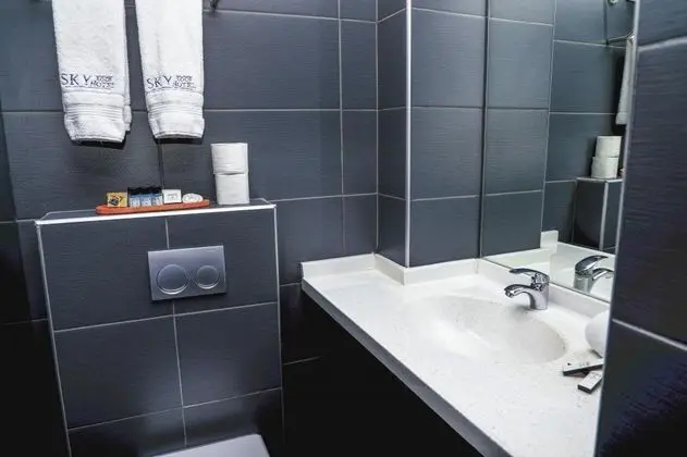 Çift Kişilik, Şehir Manzaralı