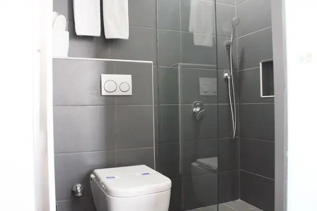 Tek Kişilik, Şehir Manzaralı, Balkonlu