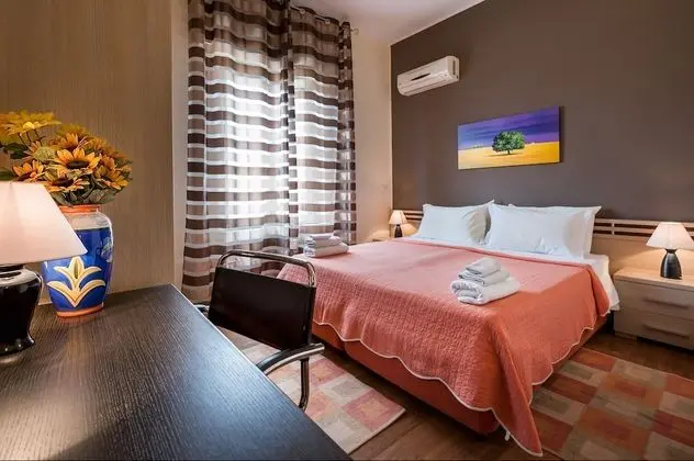 Tek Büyük veya İki Ayrı Yataklı Oda