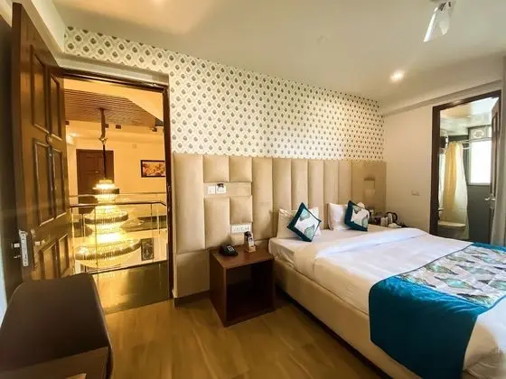 Sky Deluxe Room With Balcony
