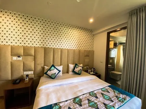 Sky Deluxe Room With Balcony