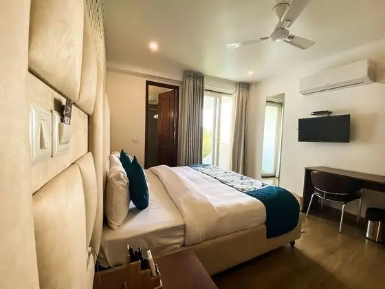 Sky Deluxe Room With Balcony