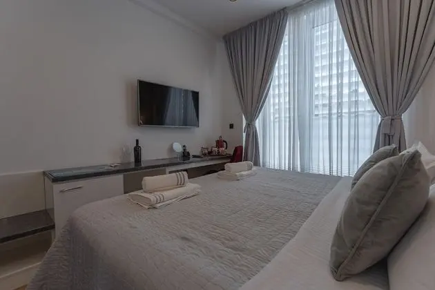 Deluxe Tek Büyük Yataklı Oda (3)