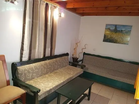 Apart Daire (Quadruple, Split Level)