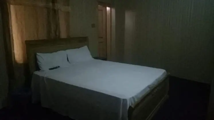 Standard Tek Büyük veya İki Ayrı Yataklı Oda