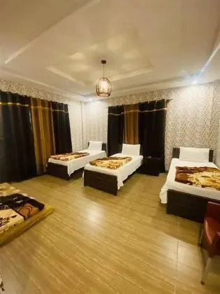 Üç Kişilik Oda