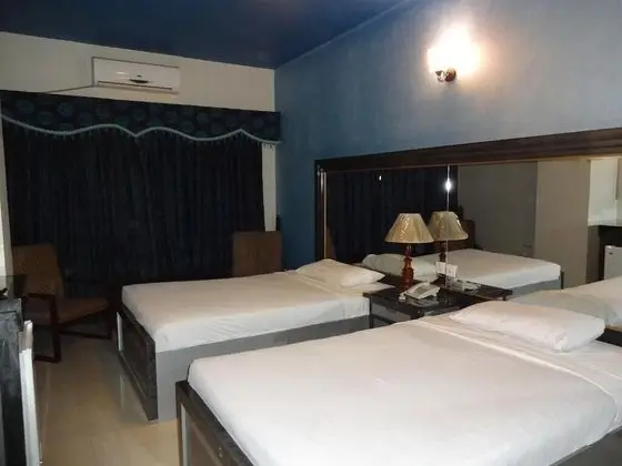 Deluxe Üç Kişilik Oda