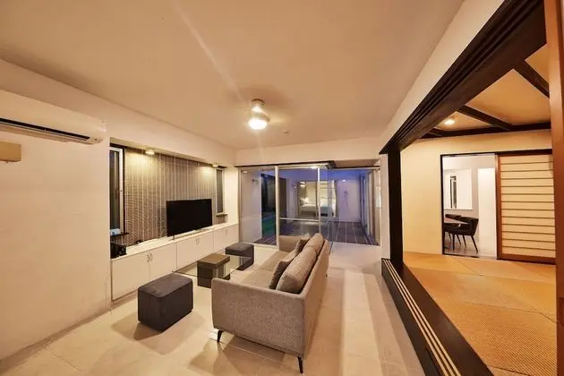 Deluxe Villa (for 1-6 Guests)