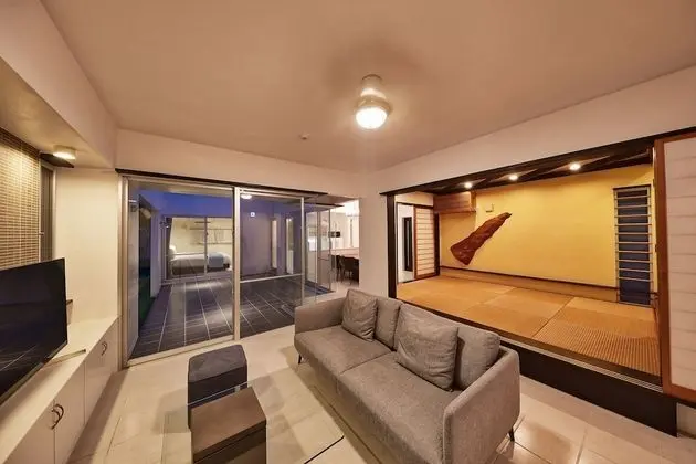 Deluxe Villa (for 1-6 Guests)