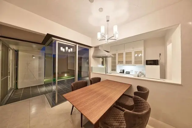 Deluxe Villa (for 8 Guests)