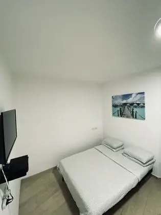 Basic Tek Büyük Yataklı Oda