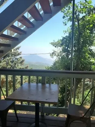 Deluxe Süit, 1 Yatak Odası, Küçük Mutfak, Dağ Manzaralı