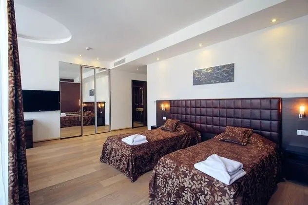 Superior Tek Büyük veya İki Ayrı Yataklı Oda, Balkon, Deniz Manzaralı