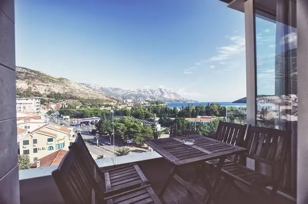 Superior Tek Büyük veya İki Ayrı Yataklı Oda, Balkon, Deniz Manzaralı
