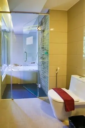 Stüdyo, Bahçe Manzaralı