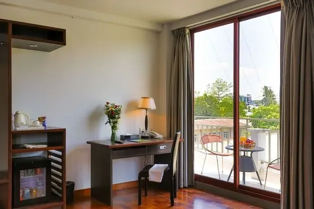 Süit, Balkon