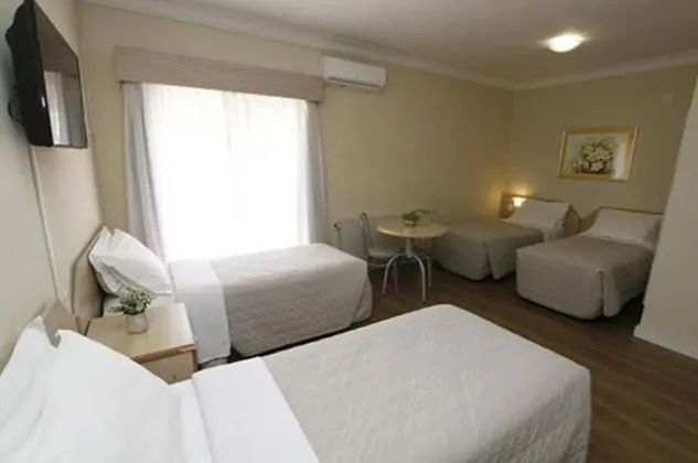 Deluxe Dört Kişilik Oda