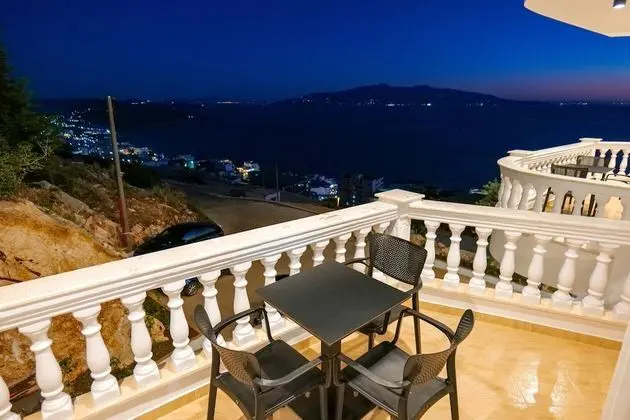 Apart Daire, 1 Yatak Odası, Kısmi Deniz Manzaralı