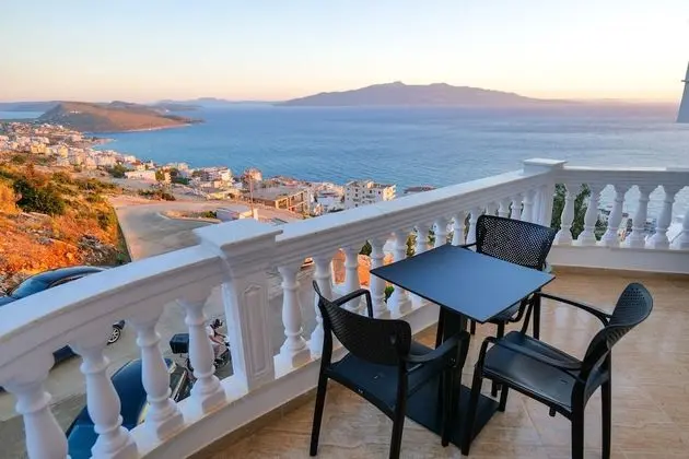Stüdyo, Deniz Manzaralı