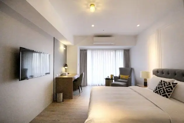 Deluxe Tek Büyük Yataklı Oda, 1 Çift Kişilik Yatak, Şehir Manzaralı