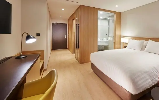 Deluxe Tek Büyük Yataklı Oda (Low floor, Not able to use Jaccuzi)