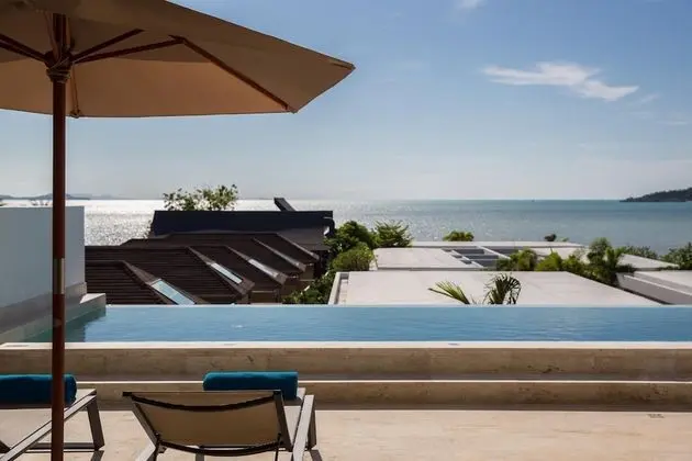 2 Bedroom Sea View Pool Suite