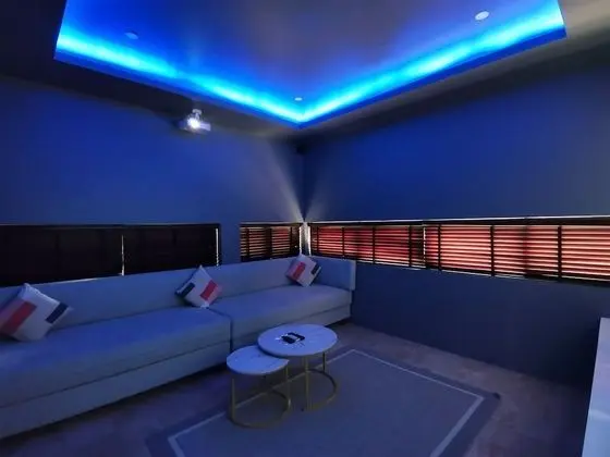 2 Bedroom Sea View Pool Suite