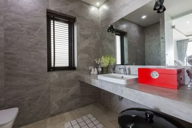 2 Bedroom Sea View Pool Suite