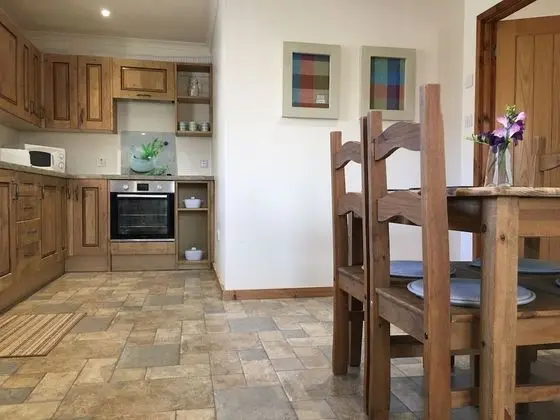 Apart Daire, 2 Yatak Odası, Zemin Kat (MacLeods View)