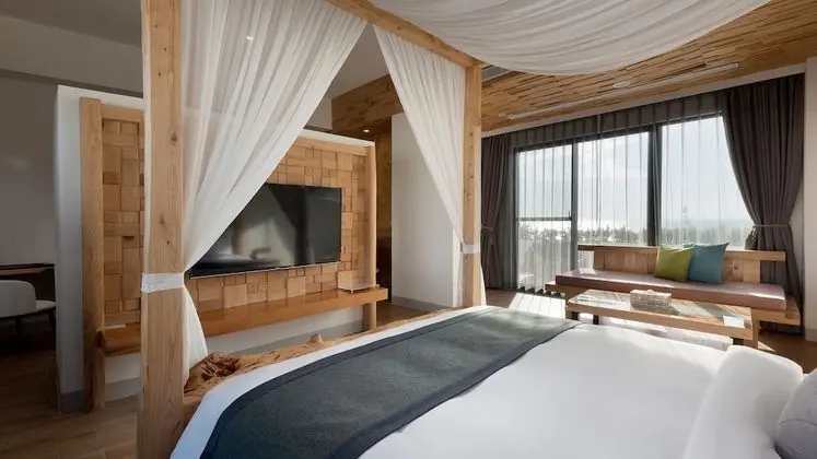 Deluxe Tek Büyük Yataklı Oda, Deniz Manzaralı