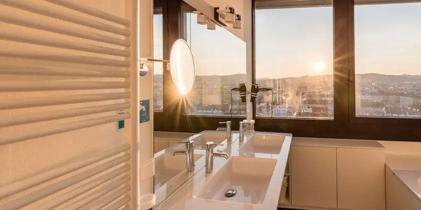 City View, Rooftop Apartment with Sauna