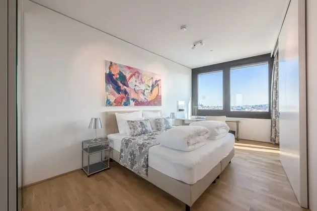 South View, Rooftop Apartment