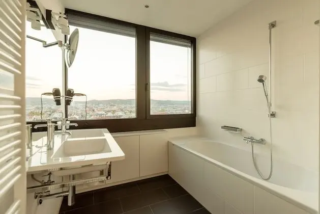 South View, Rooftop Apartment