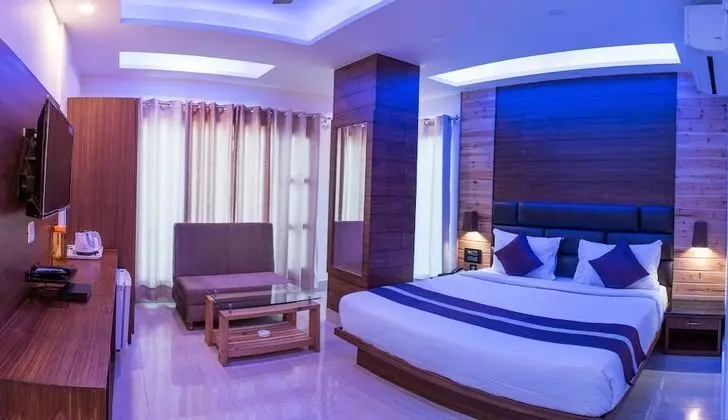Luxury Oda, 1 En Büyük (King) Boy Yatak, Dağ Manzaralı