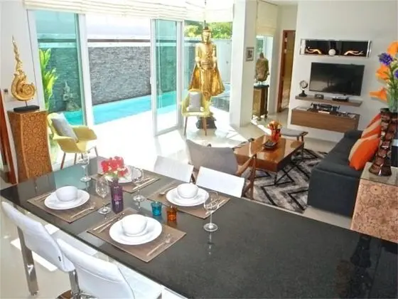 Villa, 2 Yatak Odası, Havuz Kenarı