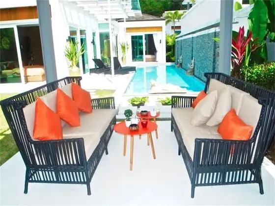 Villa, 2 Yatak Odası, Havuz Kenarı