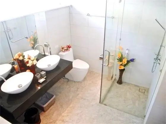 Villa, 2 Yatak Odası, Havuz Kenarı