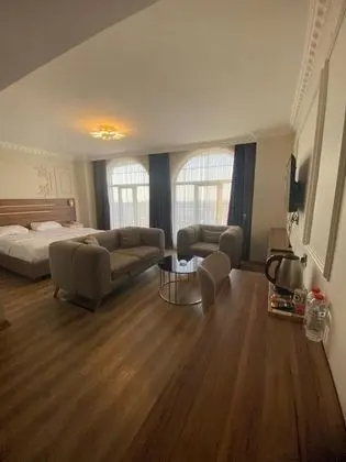 Jakuzili Deluxe Oda, Göl Manzaralı, Jakuzili